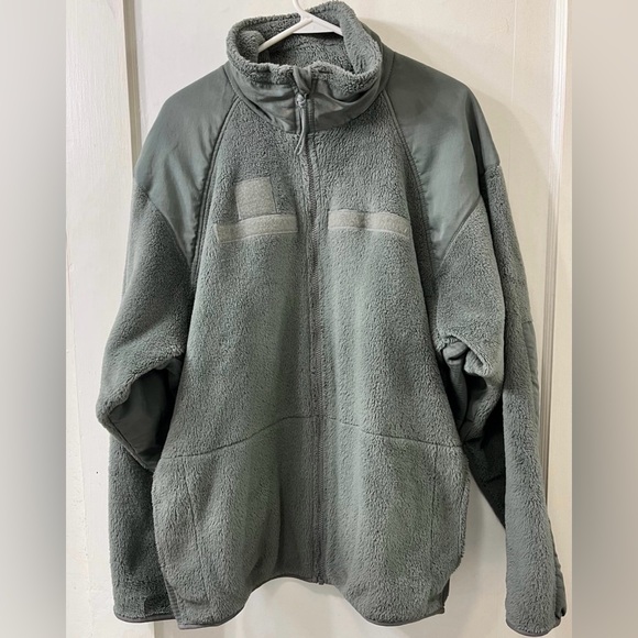 POLARTEC US Army Gen 3 Green Fleece Jacket - Picture 2 of 10